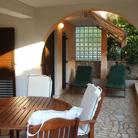 Apartment Steblaj Pula Exterior foto